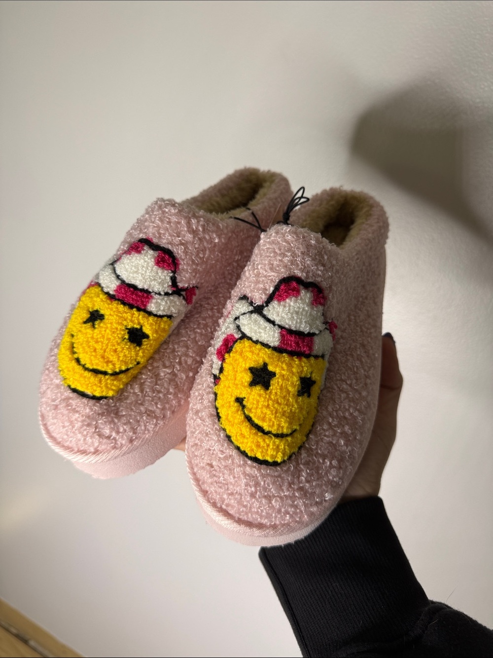 Ella & Joy Pink Fuzzy Cowboy Smiley Slippers Size 8 NEW!